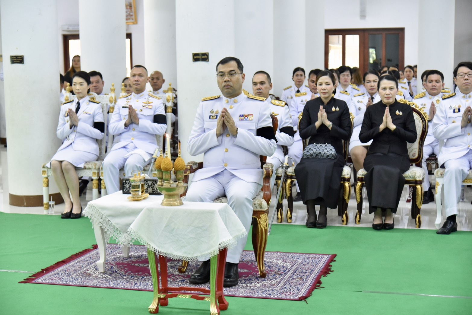 จังหวัดนนทบุรีจัดพิธีบำเพ็ญกุศล 100 วัน (สตมวาร) อุทิศแด่สมเด็จพระนางเจ้าสิริกิติ์ พระบรมราชินีนาถ พระบรมราชชนนีพันปีหลวง ณ วัดบัวขวัญ พระอารามหลวง