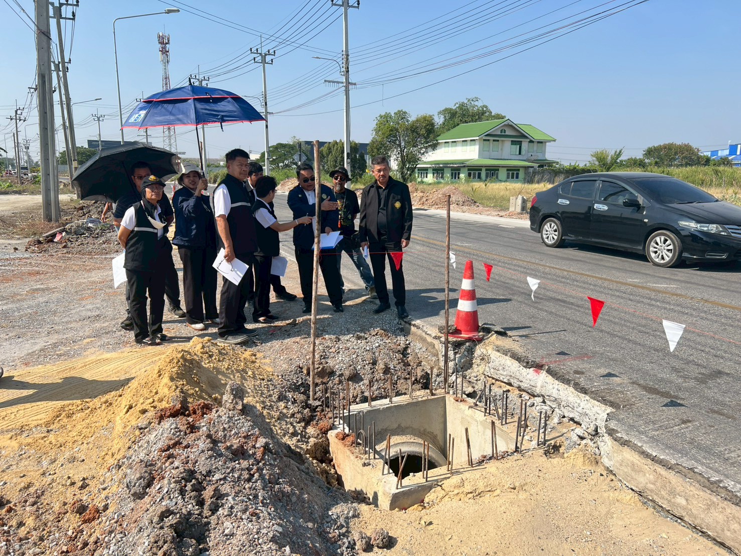 ประชุมคณะกรรมการธรรมาภิบาลจังหวัดนนทบุรี (นอกรอบ) ครั้งที่ 3/2569 &ldquo;ลงพื้นที่สอดส่องการดำเนินงาน โครงการก่อสร้างระบบระบายน้ำ&rdquo; 