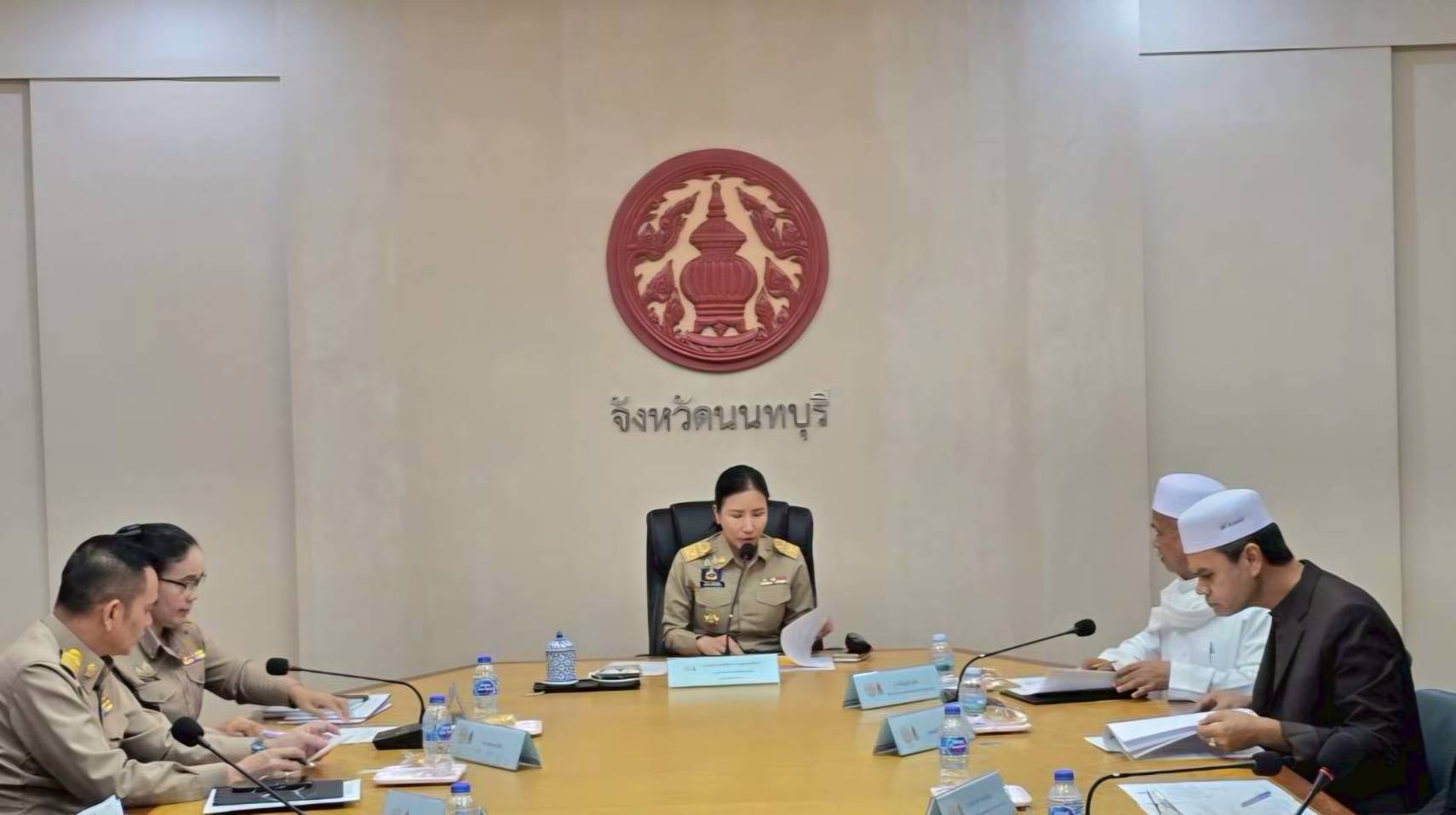 จังหวัดนนทบุรี จัดการประชุมหารือแนวทางการเรียนเชิญจุฬาราชมนตรีเข้าร่วมงานในจังหวัดนนทบุรี หารือแนวทางให้เป็นเมืองน่าอยู่ (Livable City)
